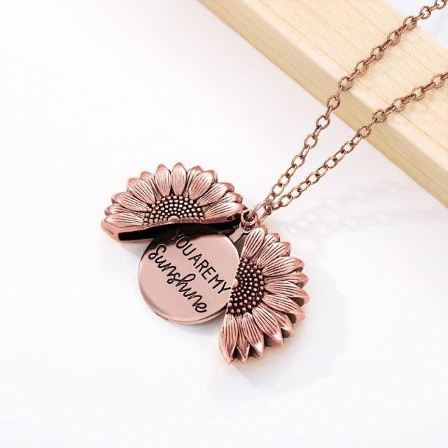 Sunflower Pendant Necklace - Rose’Mon Retail