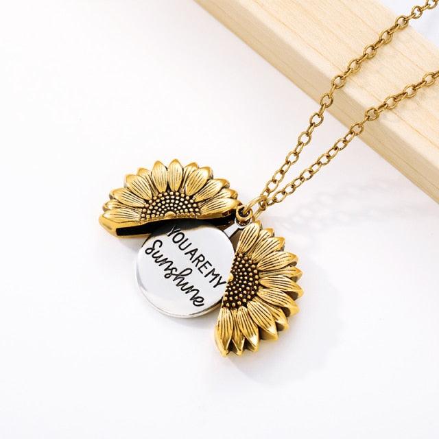 Sunflower Pendant Necklace - Rose’Mon Retail