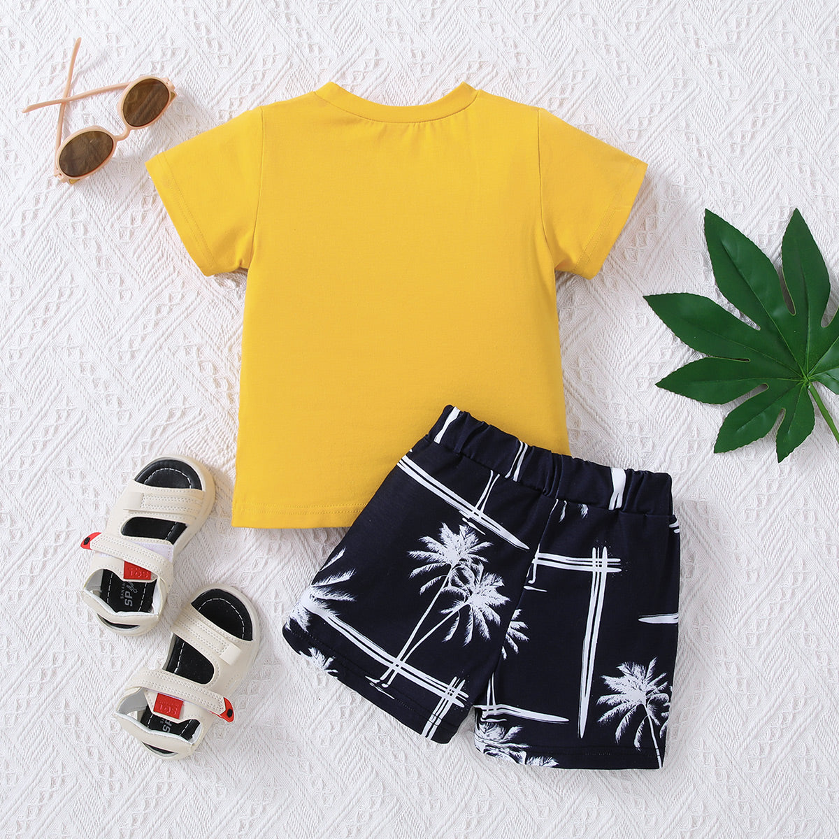 Kids Graphic Tee and Printed Shorts Set Trendsi